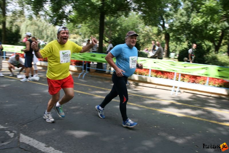Nike Félmaraton budapesti futóverseny célja a Városligetben, Zákány Csaba, Jarkkala Heikki