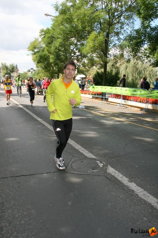 Nike Félmaraton budapesti futóverseny célja a Városligetben, nike_half_marathon_budapest_7273.jpg