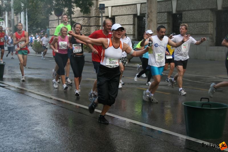 Budapest Half Marathon, Zala-White Gabriella