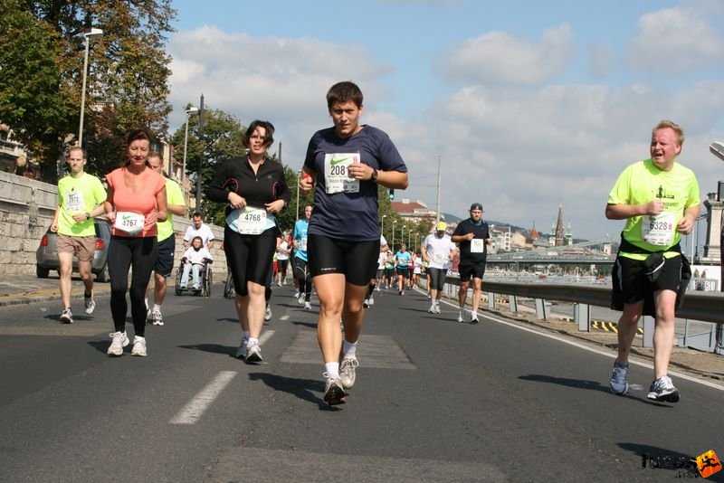 Nike Félmaraton Futás, Kovácsné Mitzl Ágnes