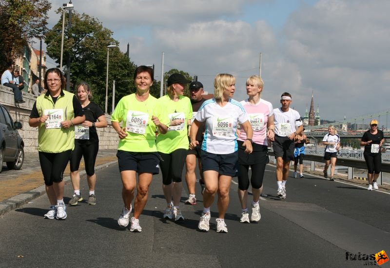 Nike Félmaraton Futás, Volanto Paivi, Paimio; Hytinmaki-Kallio Heli, Paimio; Ranttila Marjut, Paimio; Vuorinen Riitta Paimio; Suomi Finland