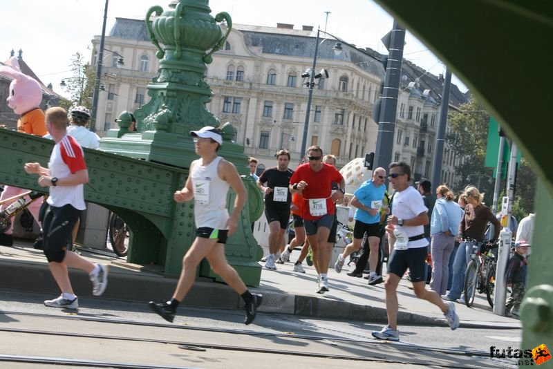 Nike Félmaraton Futás, Hegedűs József  Csike, Dunaföldvár,