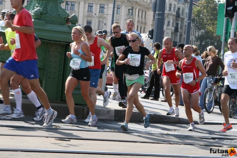 Nike Félmaraton Futás, Bocsiné Forgács Éva, Antonicelli Domenico, Galatola Antonello, gioia del colle