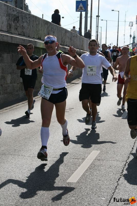 Nike Félmaraton Futás, Séra István