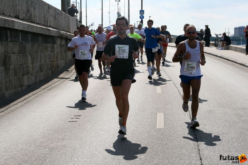 Nike Félmaraton Futás, Bella Zsolt