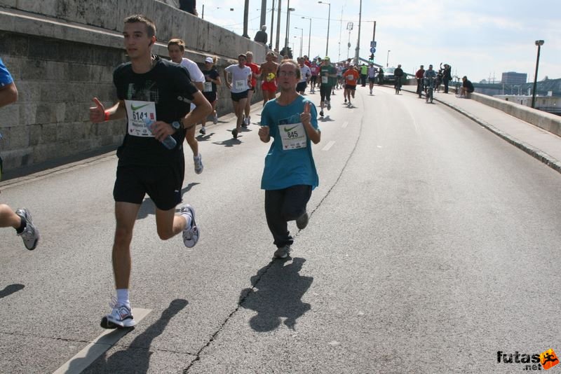 Nike Félmaraton Futás, Manojlovic Goran;