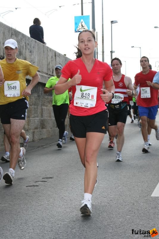 Nike Félmaraton Futás, Huszár Szilvia