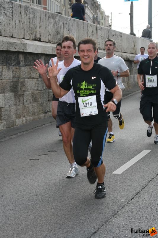 Nike Félmaraton Futás, Gubik László