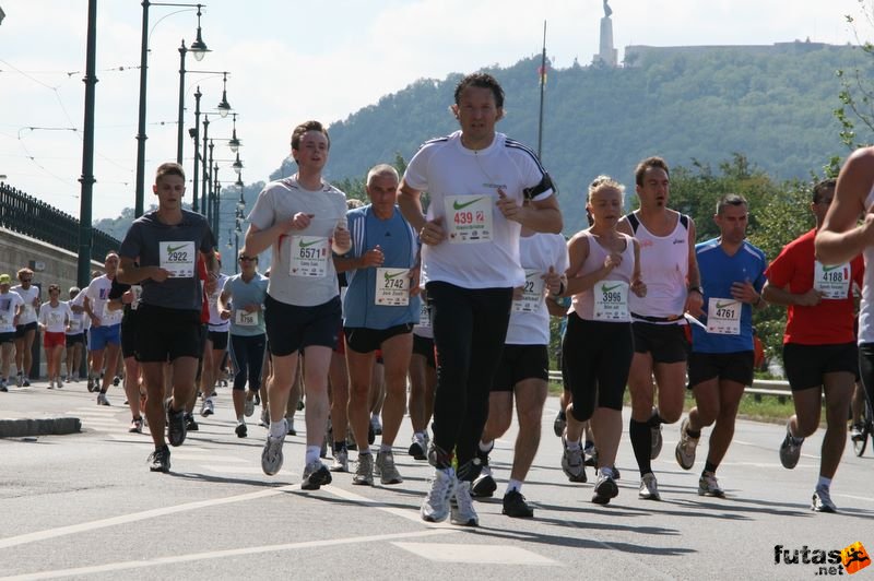 Nike Félmaraton Futás Adidas Nike Félmaraton Futás, Adidas