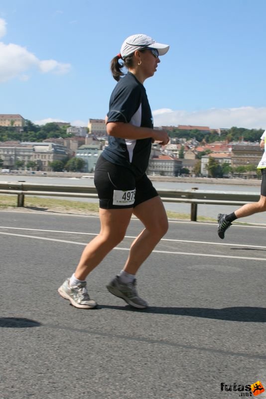 Nike Félmaraton Futás, Szigetfy Ildikó, Marathon TKE