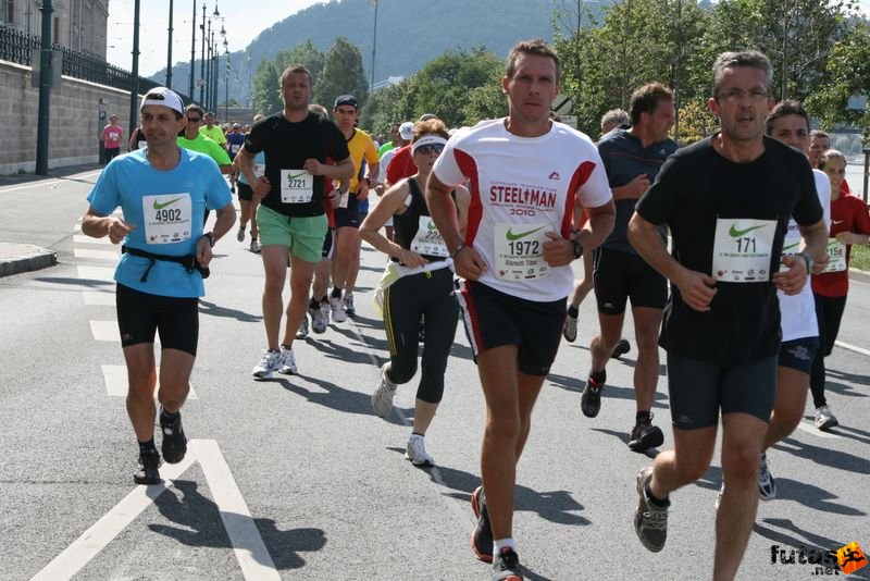 Nike Félmaraton Futás, Albrecht Tibor