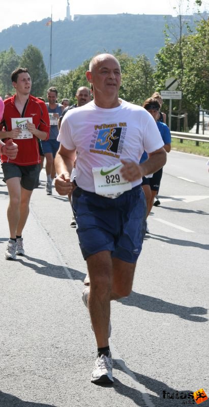 Nike Félmaraton Futás, Zsák György, FuTeam Baja