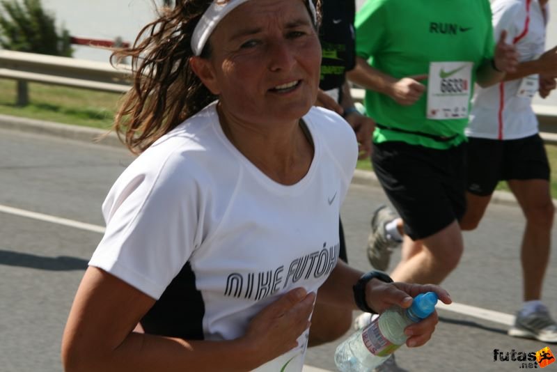 Nike Félmaraton Futás, Kati, most egy kicsit szenvedősen