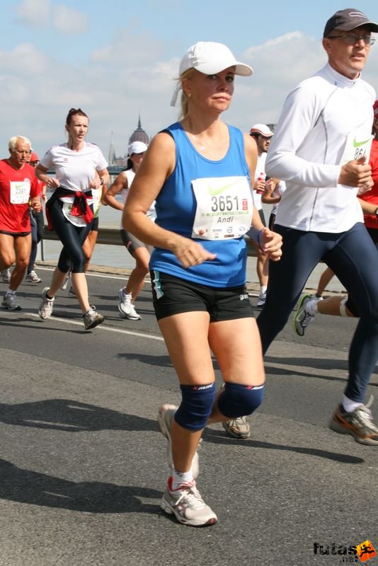 Nike Félmaraton Futóverseny Budapest, Varga Andrea, pécsi futó