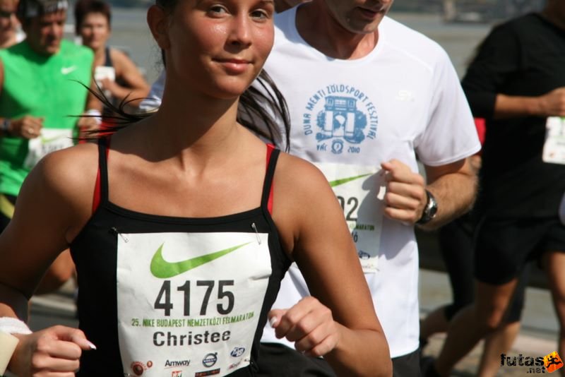 Nike Félmaraton Futóverseny Budapest, Kókai Krisztina, Christee