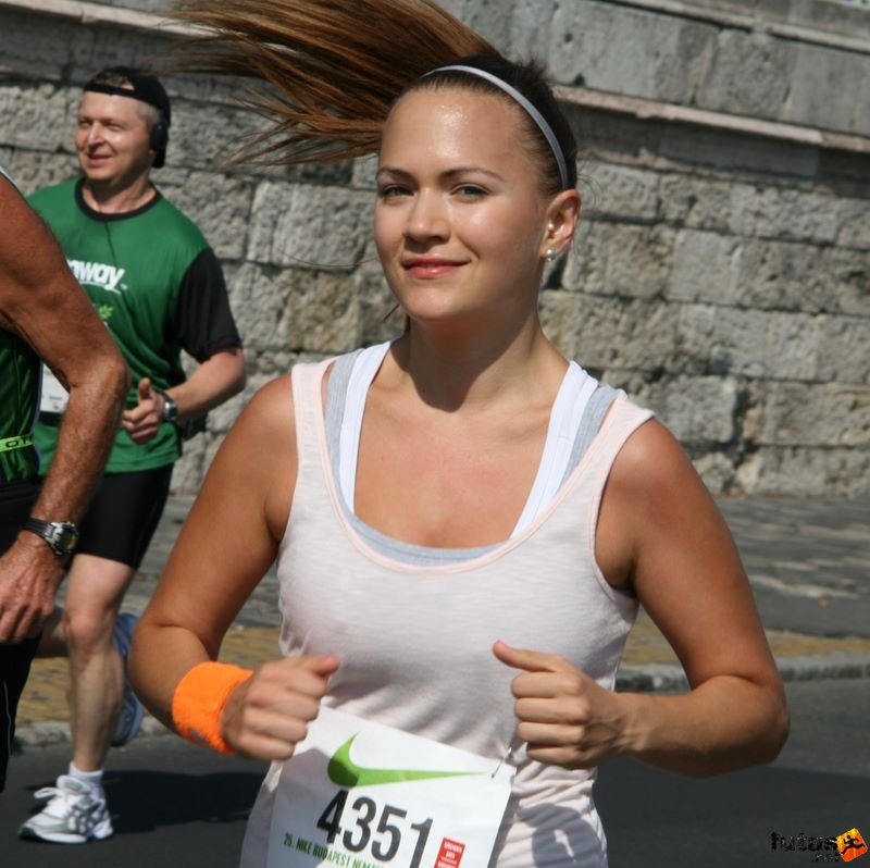 Nike Félmaraton Futóverseny Budapest, Virág
