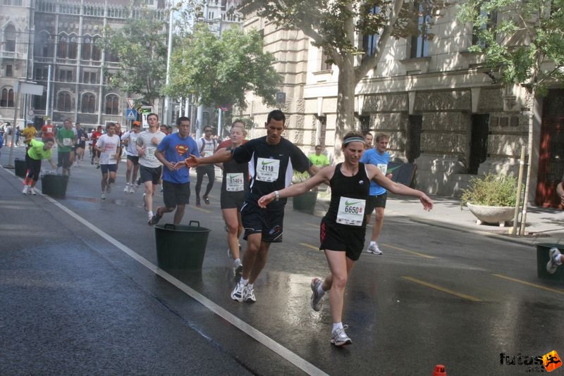 Nike Félmaraton Futóverseny Budapest, Gulyas Genia London