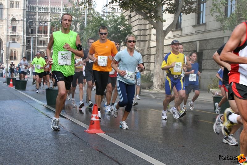 Nike Félmaraton Futóverseny Budapest, Mencser Zoltán