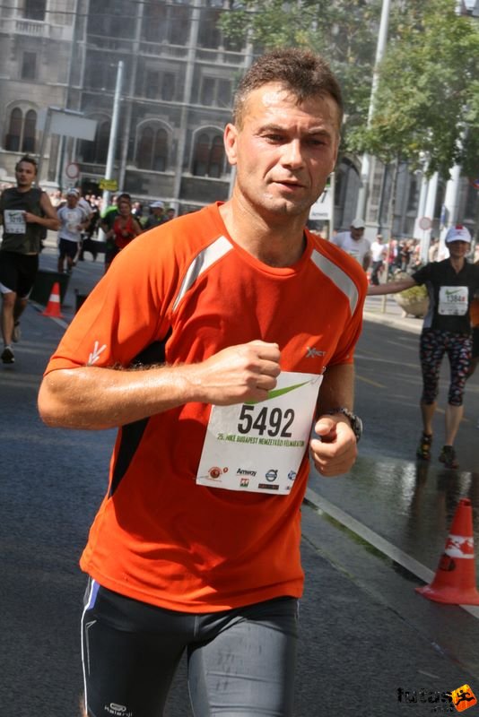 Nike Félmaraton Futóverseny Budapest, János Egri Honvéd SE Eger