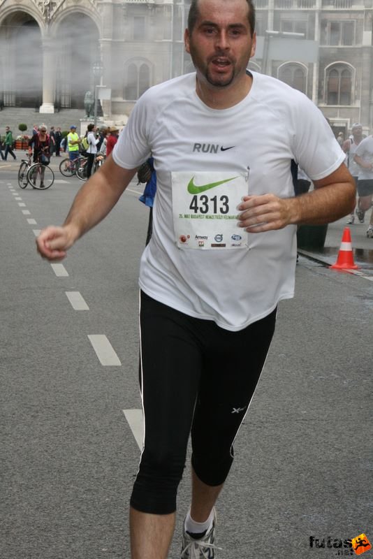 Nike Félmaraton Futóverseny Budapest, Dávid Szabolcs