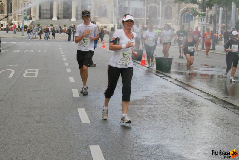 Nike Félmaraton futás Budapest, Szemerszkiné Dürgő Csilla dr. félmaraton futás
