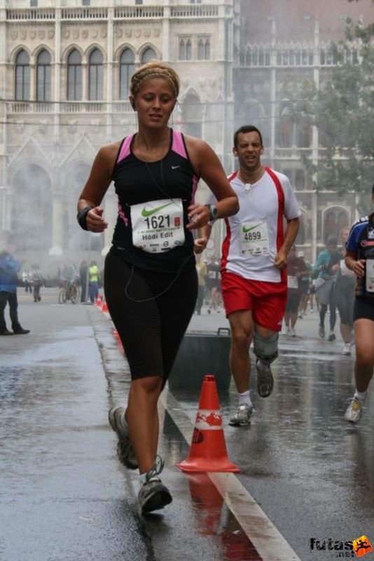 Nike Félmaraton futás Budapest, Hódi Edit
