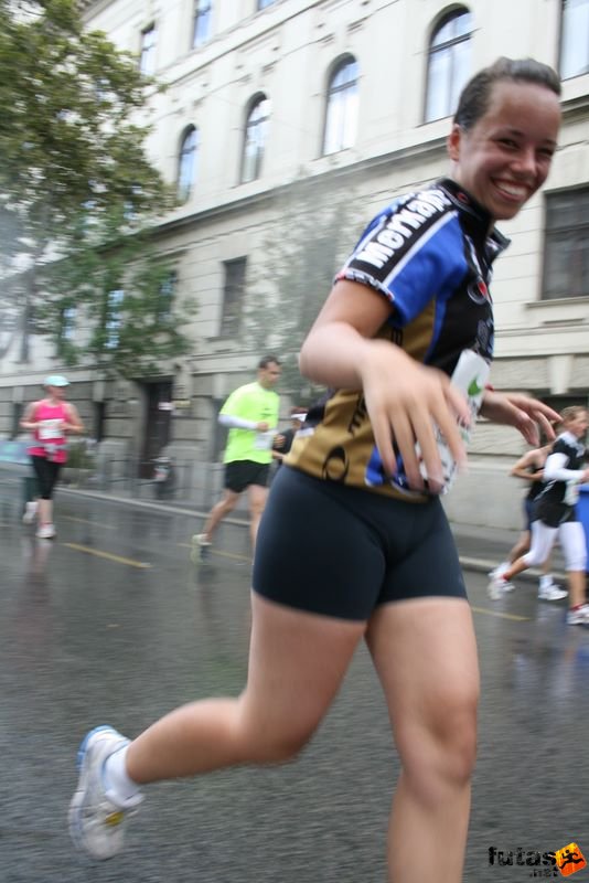 Nike Félmaraton futás Budapest, Merkapt Maraton Team