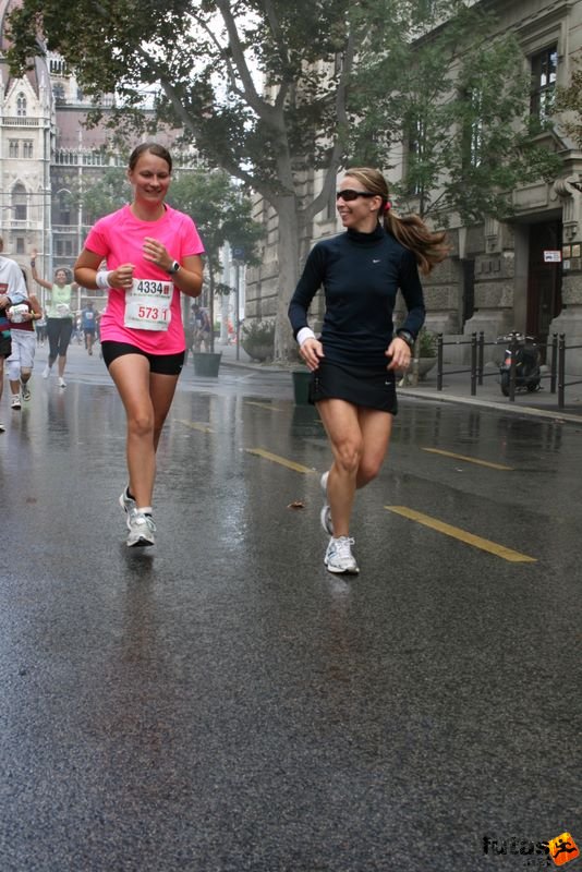 Nike Félmaraton futás Budapest, Kalóczkainé Kis Anett