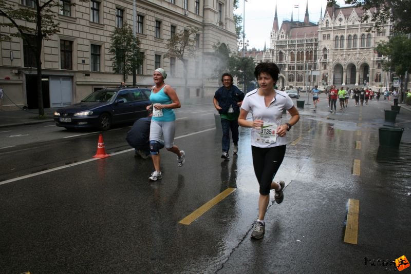 Nike Félmaraton futás Budapest, Foki Izabella