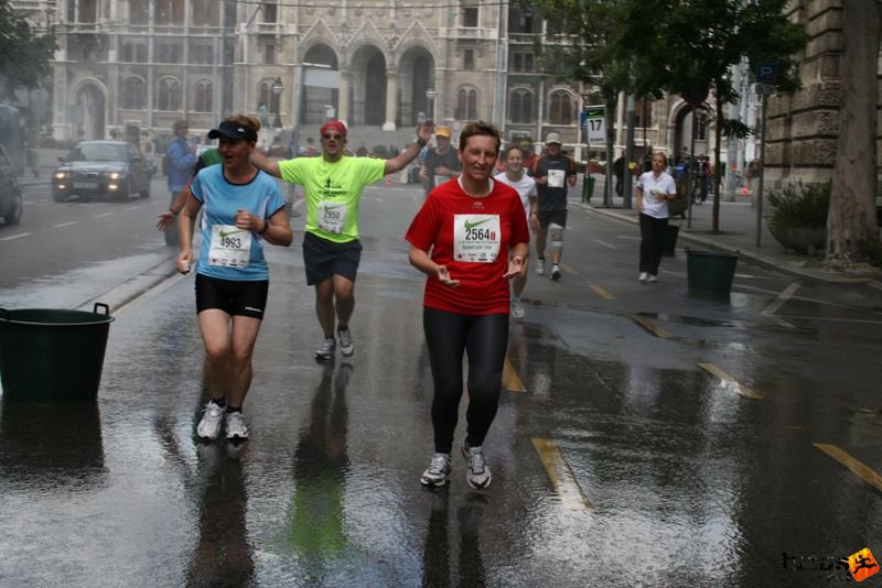 Nike Félmaraton futás Budapest, Kozicsné Újvári Tímea