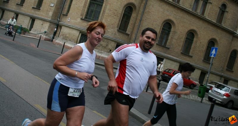 Nike Félmaraton futás Budapest, Andi és Péter