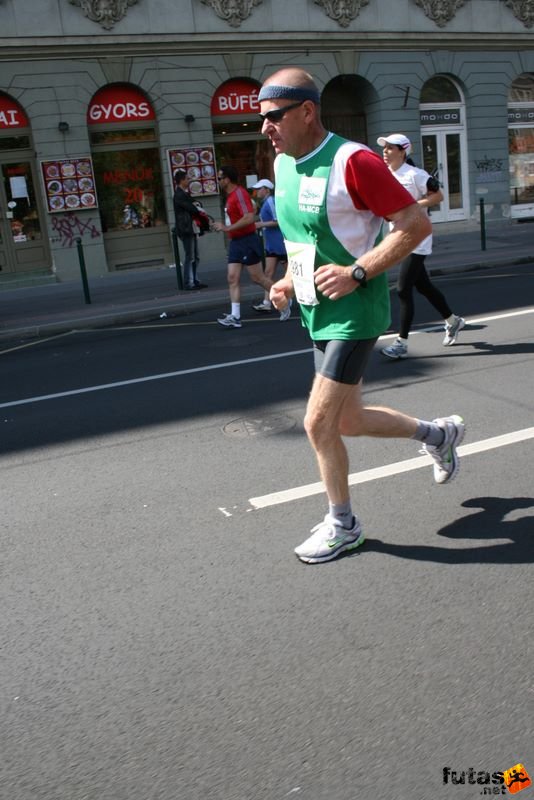 Nike Félmaraton futás Budapest, János