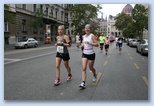 Nike Félmaraton futás Budapest Séra Kata első félmaratonja ideje 02:21:30 és Juli