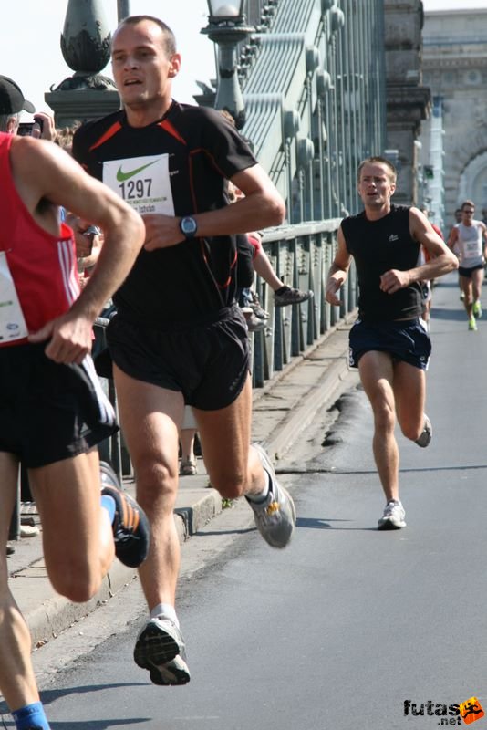 Nike Félmaraton futóverseny, Pleiveisz István