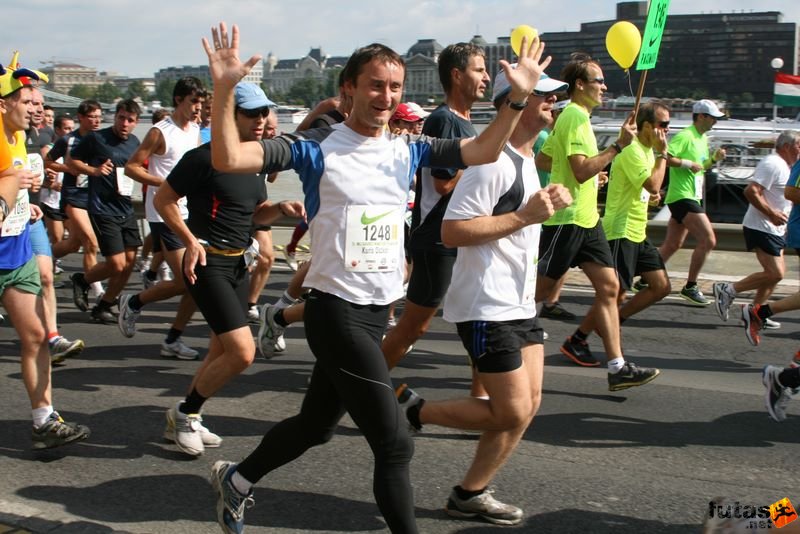 Nike Félmaraton futóverseny, Kuris Oszkár, Futóbolondok SE