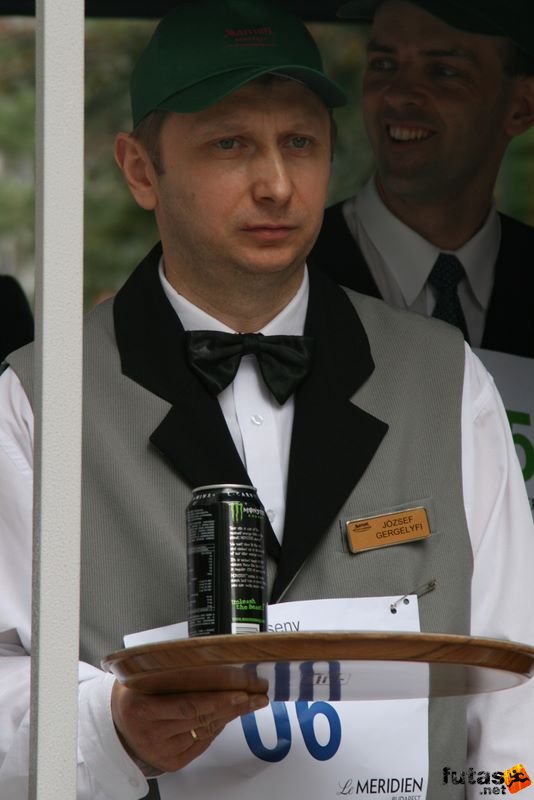 Pincérfutás pincer_futoverseny_304.jpg Gergelyfi József Pincérfutás Le Meridien Budapest Pincér Futóverseny, Gergelyfi József