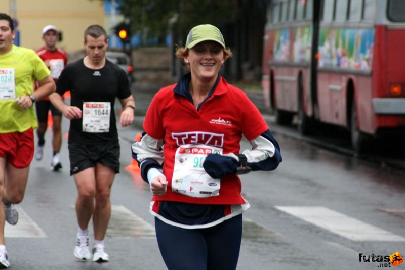 Run Budapest Marathon in Hungary, budapest_marathon_022.jpg