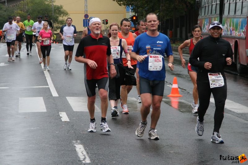 Run Budapest Marathon in Hungary, budapest_marathon_025.jpg