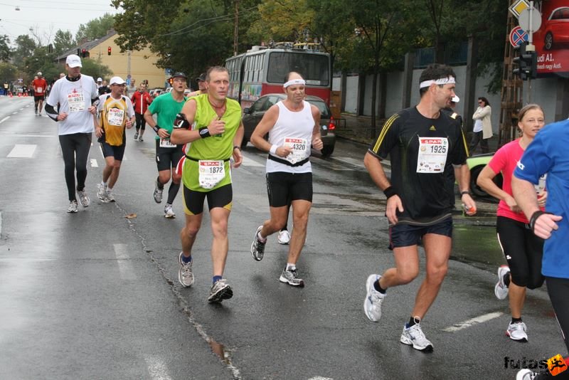 Run Budapest Marathon in Hungary, budapest_marathon_060.jpg