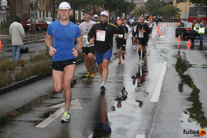 Run Budapest Marathon in Hungary, budapest_marathon_9891.jpg