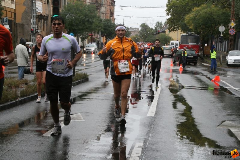 Run Budapest Marathon in Hungary, Tóth Kornél