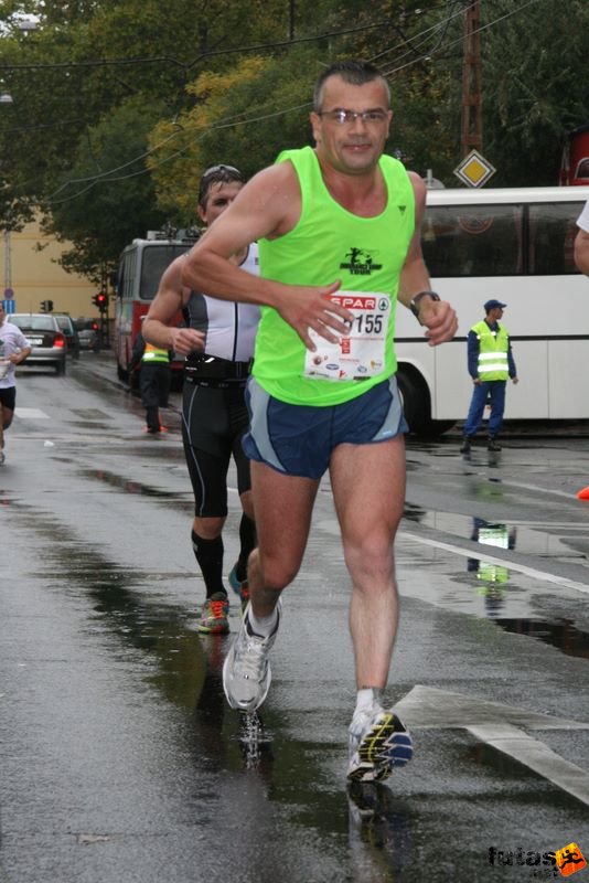 Run Budapest Marathon in Hungary, budapest_marathon_9908.jpg