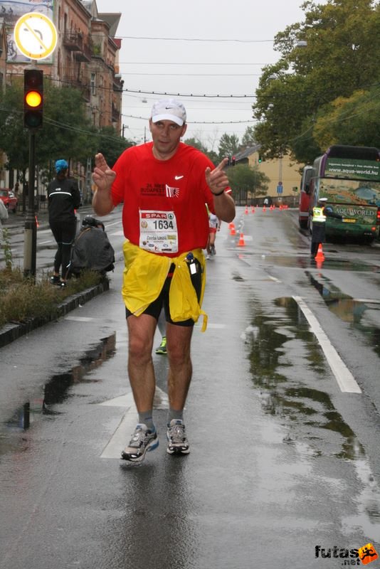 Run Budapest Marathon in Hungary, Laci