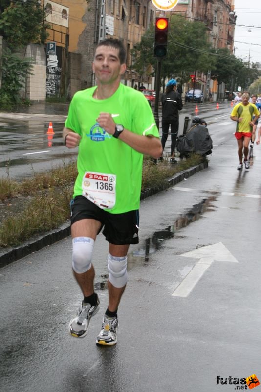 Run Budapest Marathon in Hungary, budapest_marathon_9945.jpg