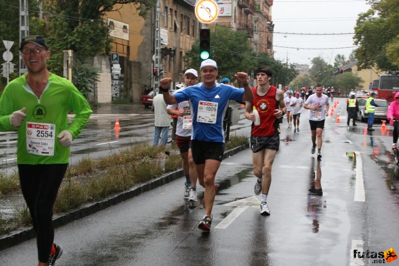 Run Budapest Marathon in Hungary, Kerecsen Csaba, Jancsó János Dr.