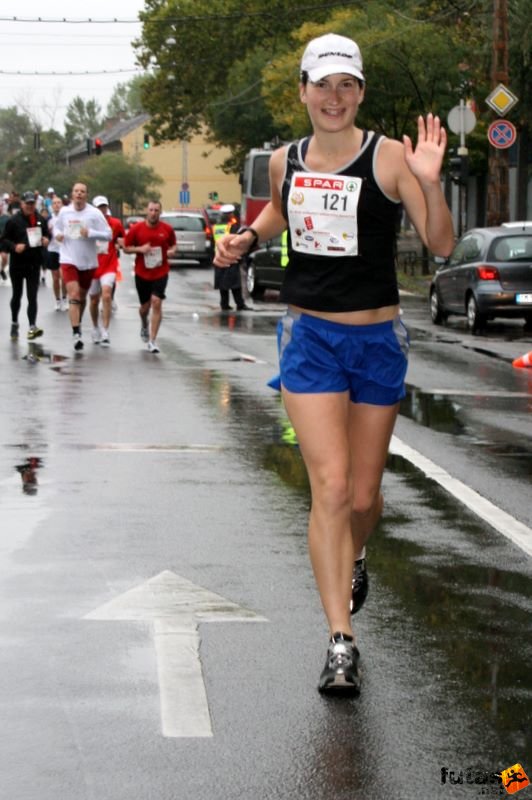 Run Budapest Marathon in Hungary, Medgyesi Nóra