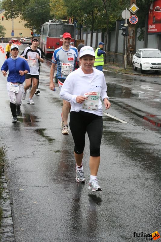 Run Budapest Marathon in Hungary, budapest_marathon_9984.jpg