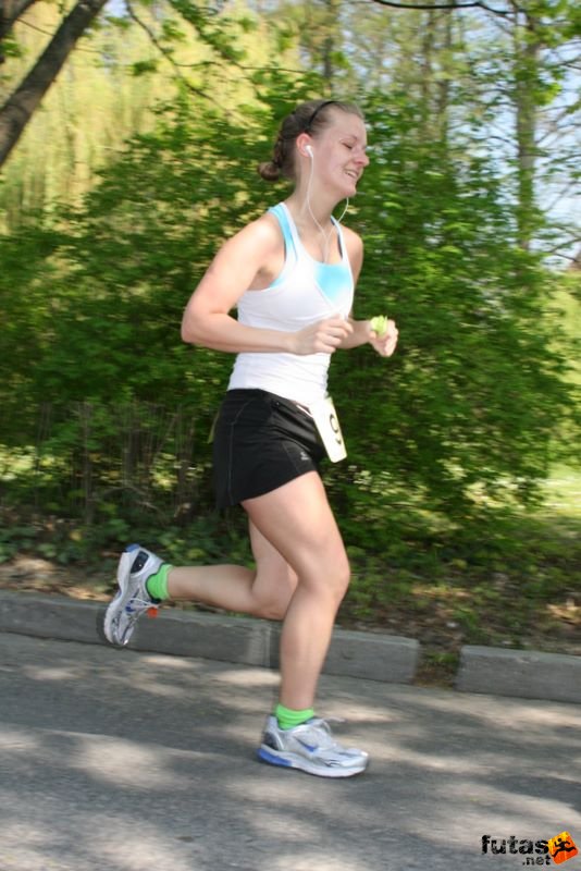 Sárvár 12 és 24 órás futás ultramarathon, Böszörményi Edit