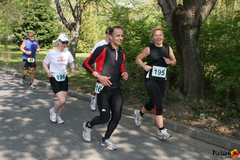 Sárvár 12 és 24 órás futás ultramarathon, Gurdon Éva, Bock Endre, Greff Éva 12 órás futók, ultrafutók