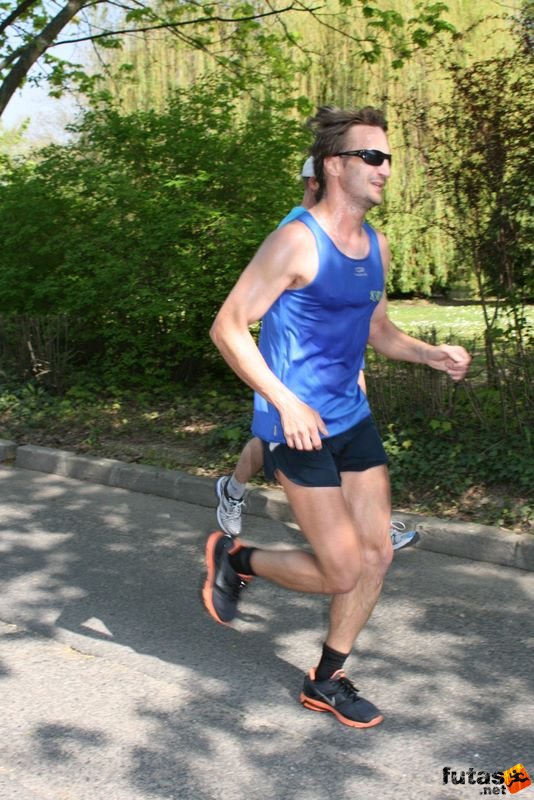 Sárvár 12 és 24 órás futás ultramarathon, Krisz